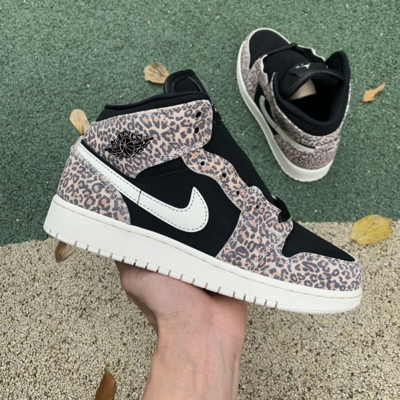 Jordan 1 Mid Leopard