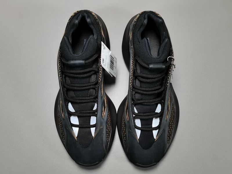 Yeezy 700 V3 “Eremiel”