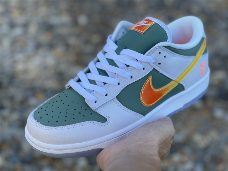 Nike SB Dunk low NY