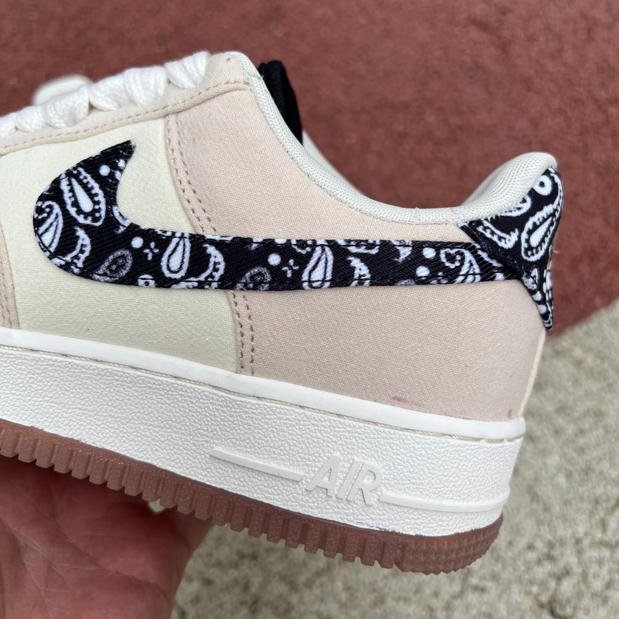 Nike Air Force 1 Low