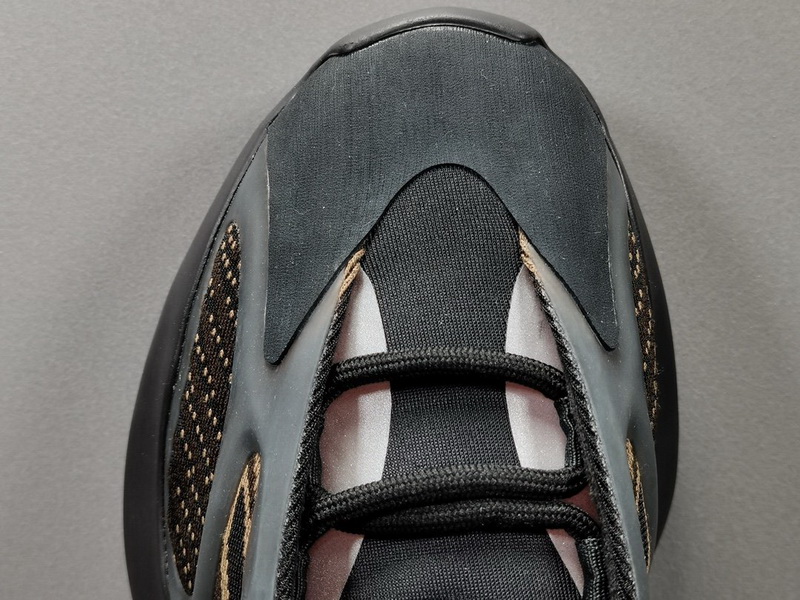 Yeezy 700 V3 “Eremiel”