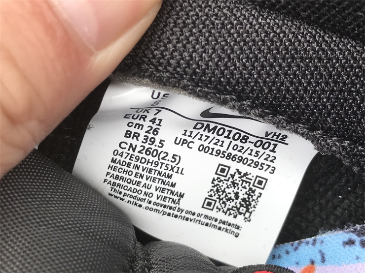 Nike Dunk Low PRM Graffiti