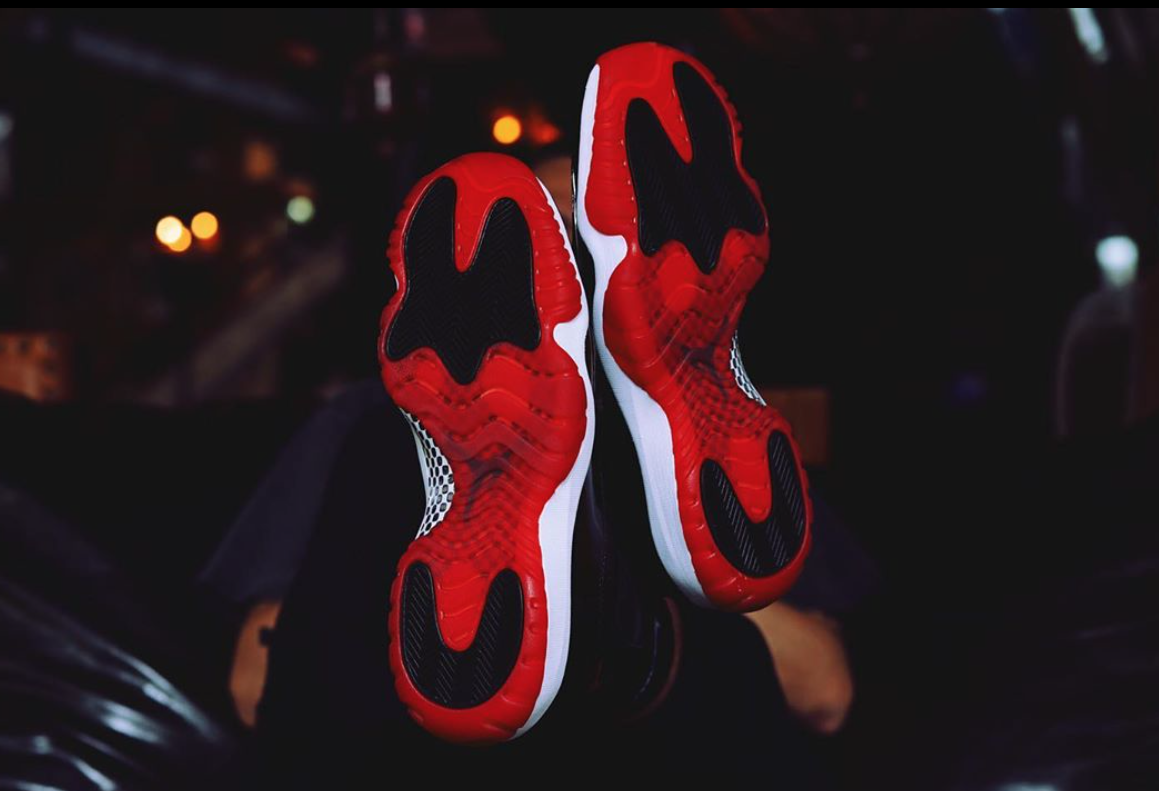 Air Jordan 11 Bred