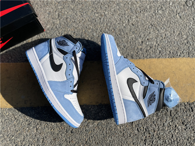 Air Jordan 1 High OG “University Blue