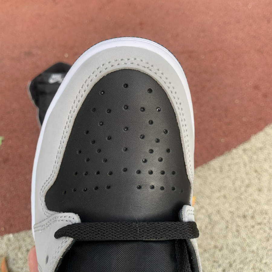 Air Jordan 1 High OG Shadow 2.0 Black and gray shadow