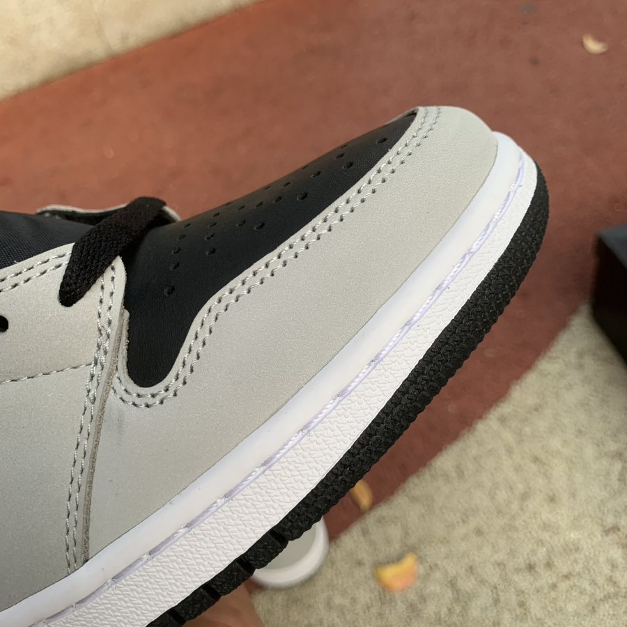 Air Jordan 1 High OG Shadow 2.0 Black and gray shadow