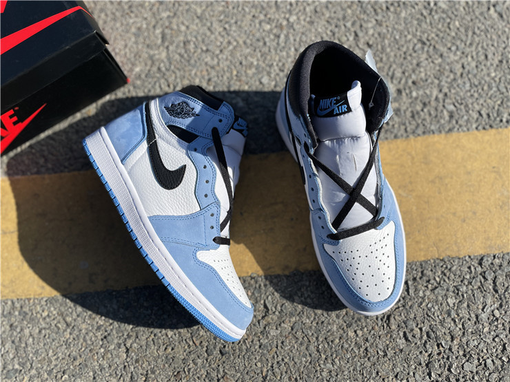 Air Jordan 1 High OG “University Blue