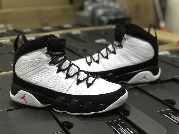 Air Jordan 9 