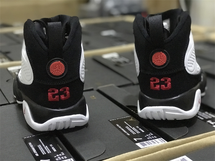 Air Jordan 9 
