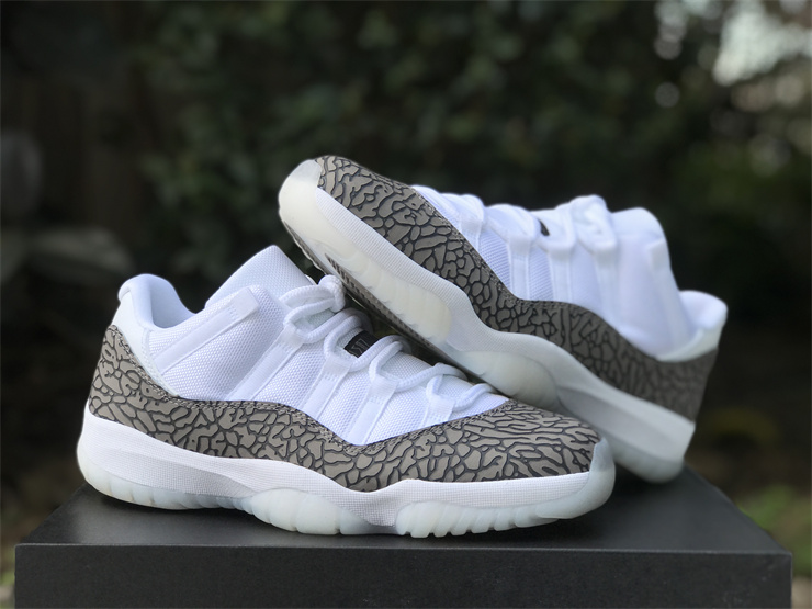 Air Jordan 11 Low 
