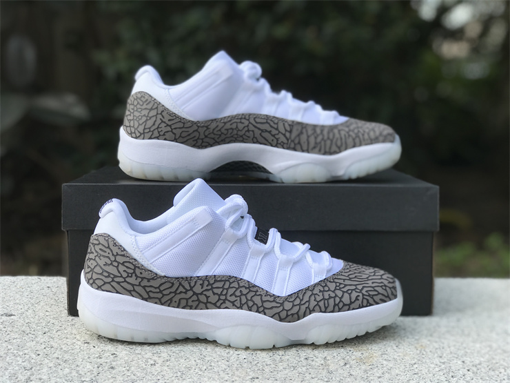 Air Jordan 11 Low 