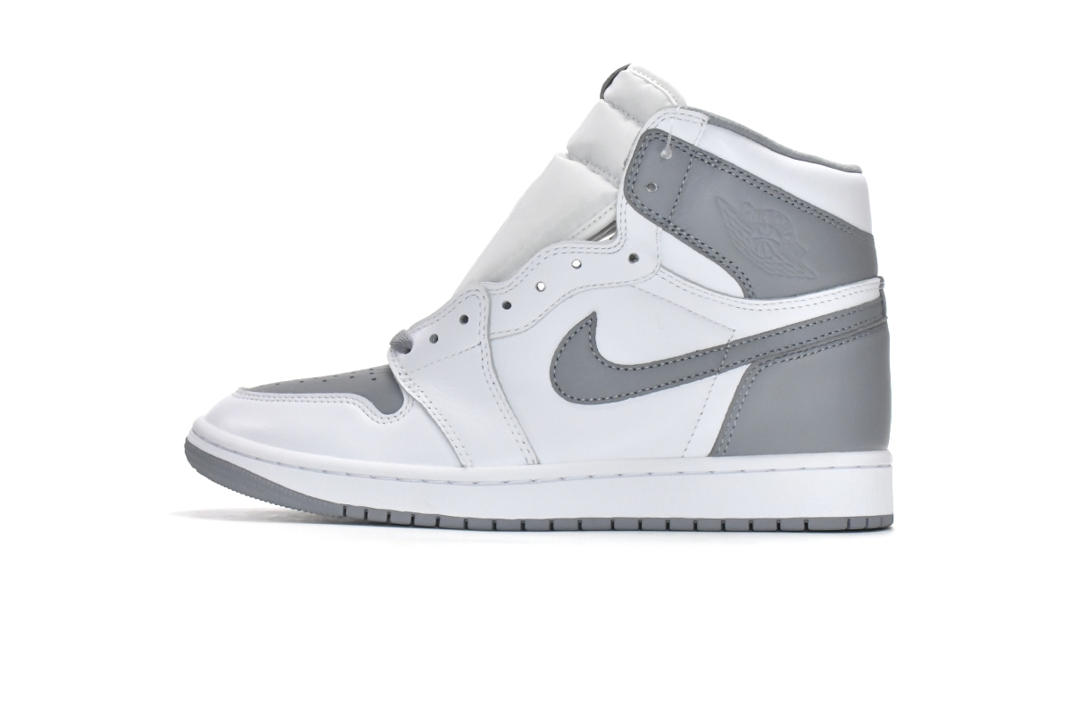 Air Jordan 1 High Stealth