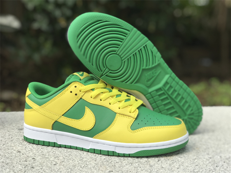 Nike Dunk Low “Reverse Brazil”