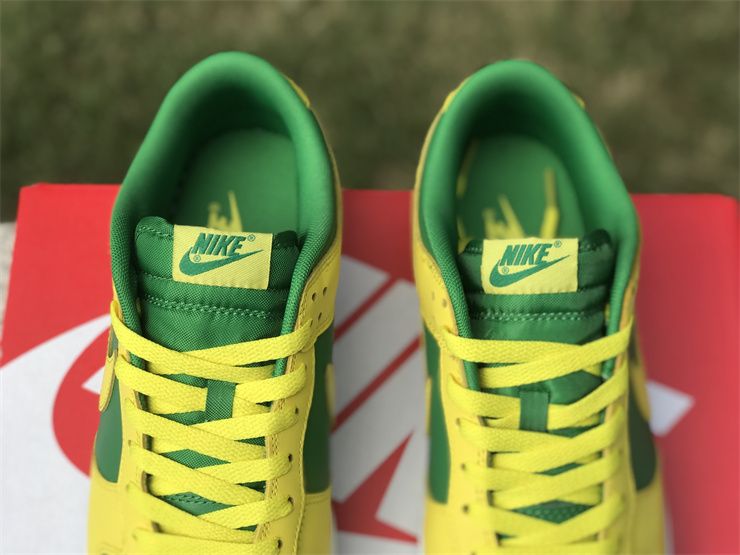 Nike Dunk Low “Reverse Brazil”