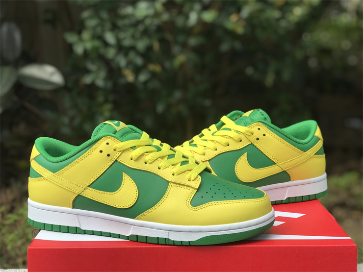 Nike Dunk Low “Reverse Brazil”