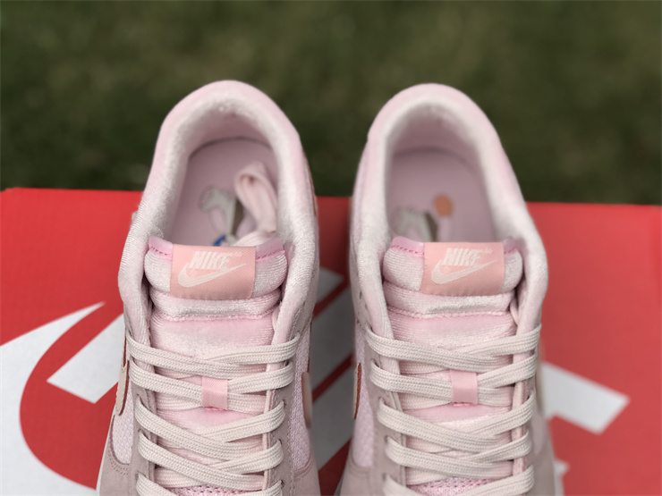 Nike Dunk Low WMNS “Teddy Bear”