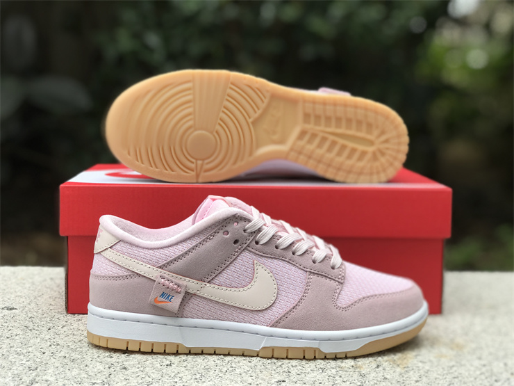 Nike Dunk Low WMNS “Teddy Bear”