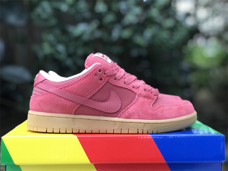 Nike SB Dunk Low “Adobe”