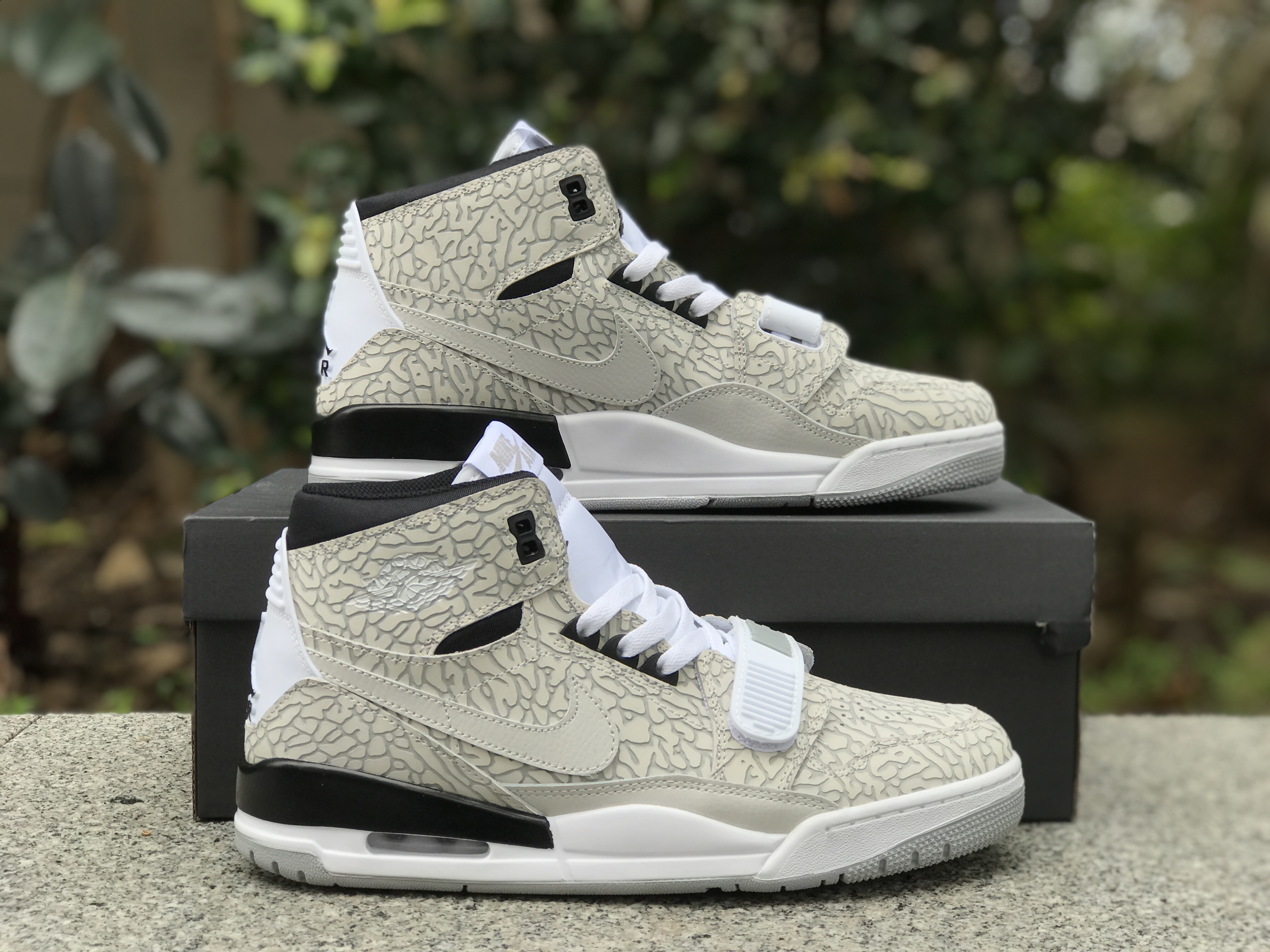 Air Jordan Legacy 312