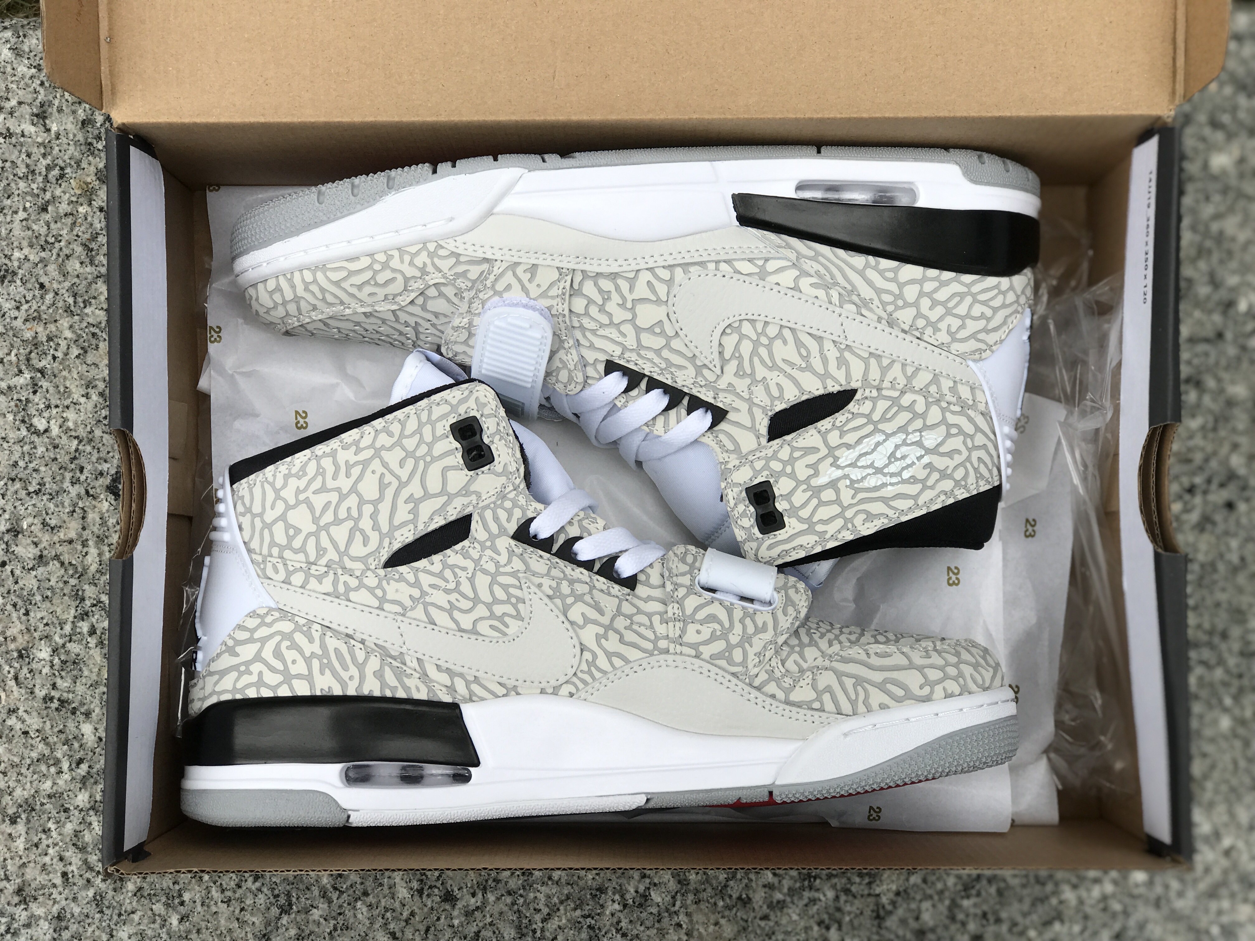 Air Jordan Legacy 312