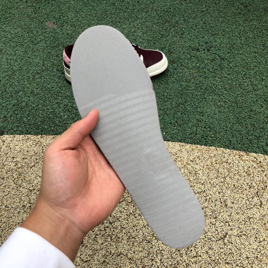 Nike Dunk Low Valentine's Day