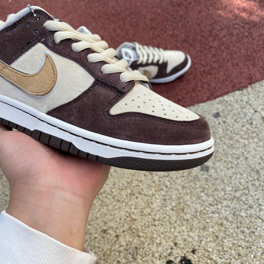 tomo Katsuhiro x nike SB Dunk Low 