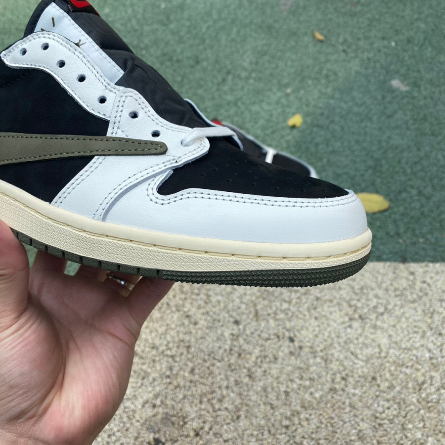 Travis Scott x Air Jordan 1 Low OG WMNS “Olive”