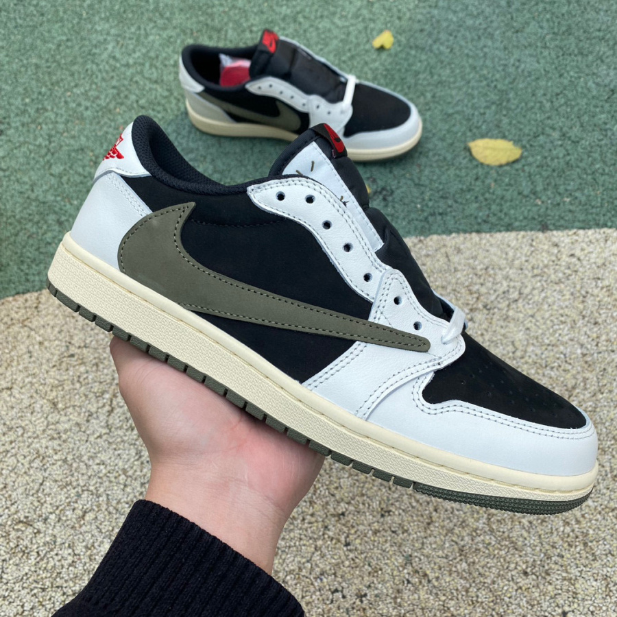 Travis Scott x Air Jordan 1 Low OG WMNS “Olive”