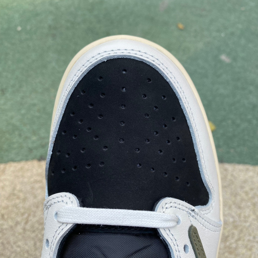 Travis Scott x Air Jordan 1 Low OG WMNS “Olive”