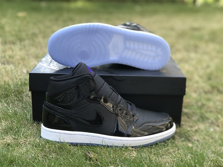 Air Jordan 1 Mid Slam Dunk