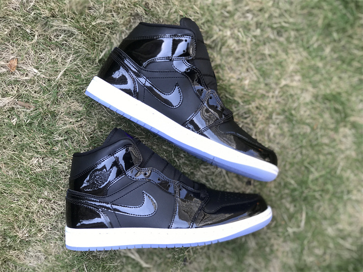 Air Jordan 1 Mid Slam Dunk