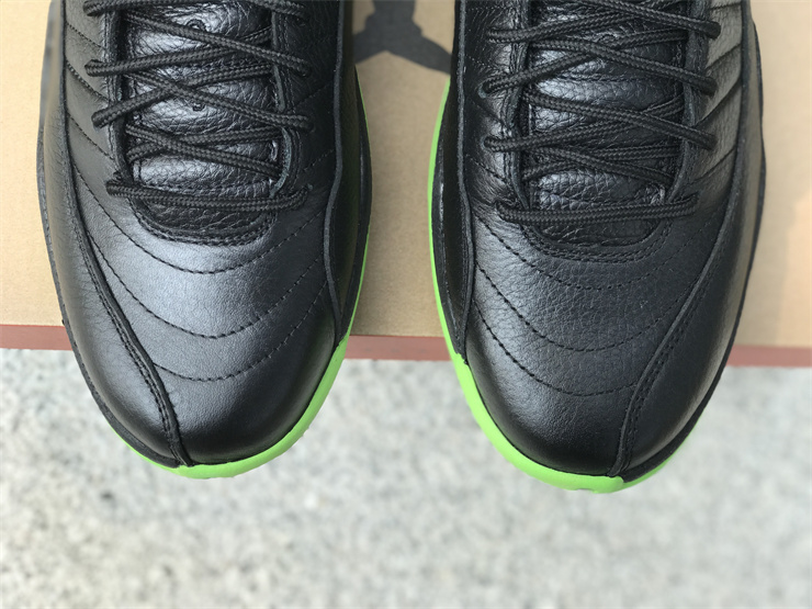 Air Jordan 12 Black and green