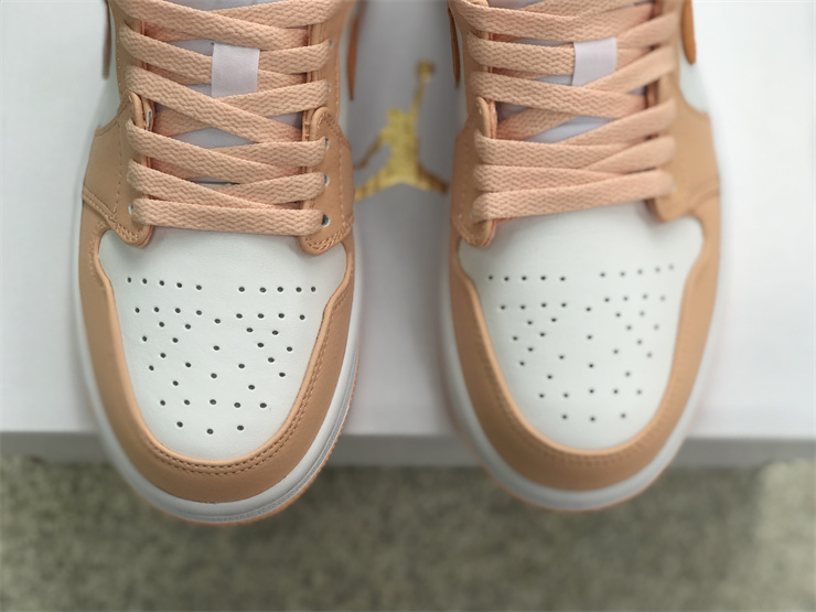 Air Jordan 1 Low sunset misty yellow