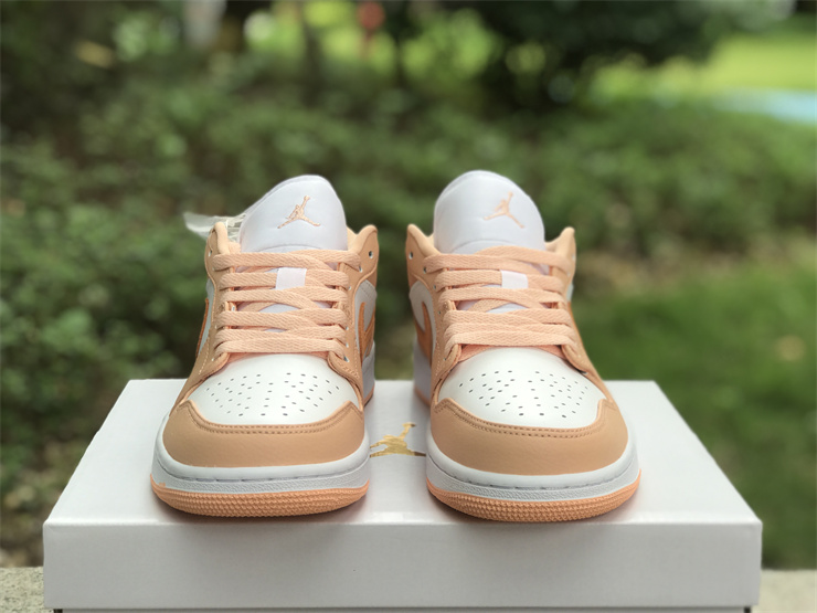 Air Jordan 1 Low sunset misty yellow