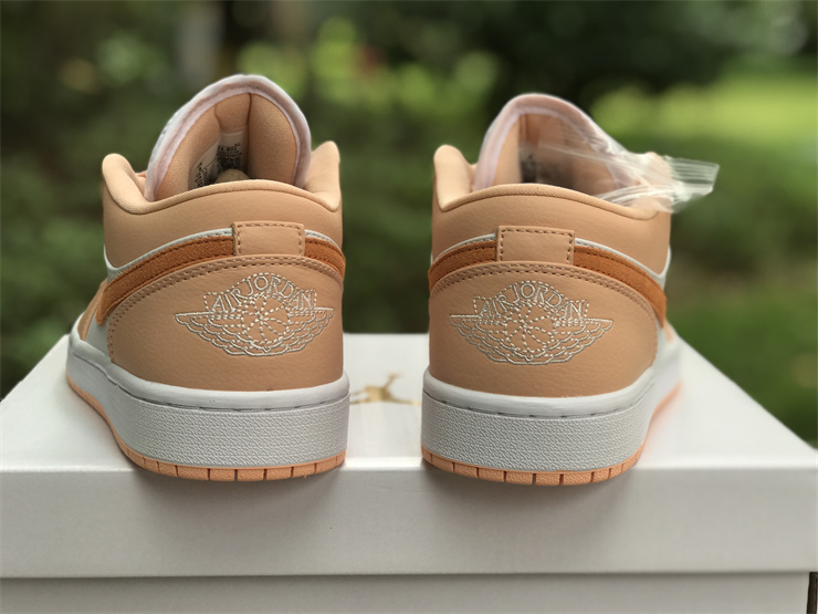 Air Jordan 1 Low sunset misty yellow
