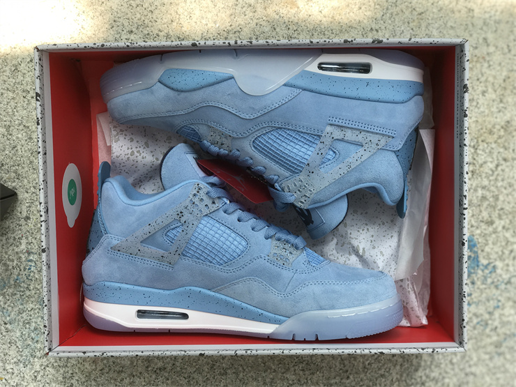 Air Jordan 4 Retro UNC PE Limited North Carolina Blue