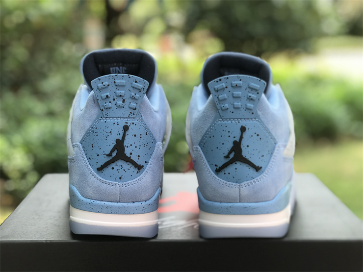 Air Jordan 4 Retro UNC PE Limited North Carolina Blue