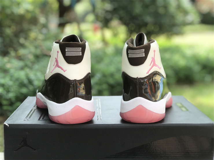 Air Jordan 11 White Black Pink