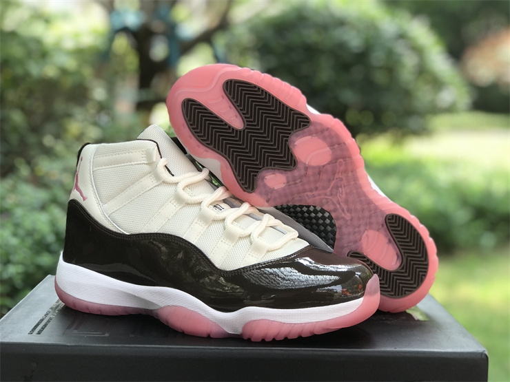 Air Jordan 11 White Black Pink