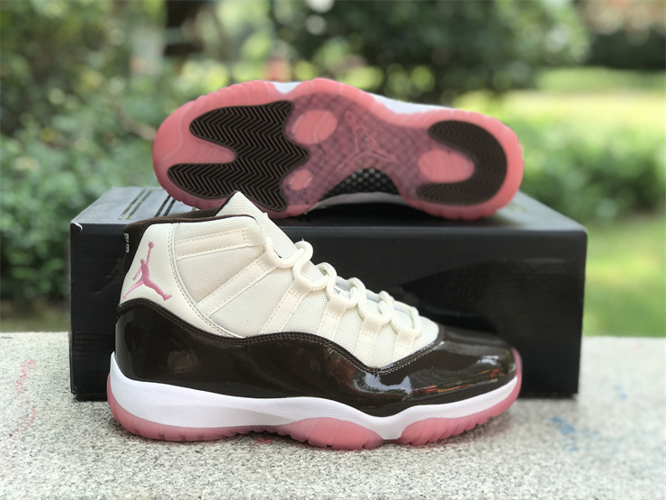 Air Jordan 11 White Black Pink