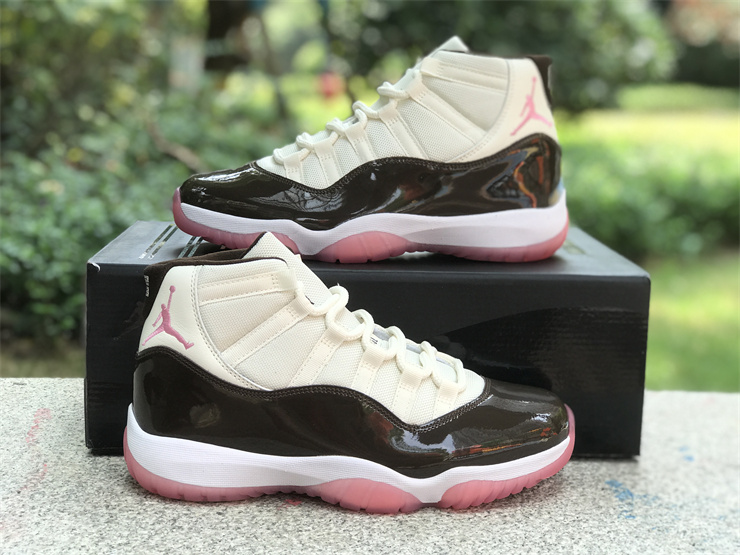 Air Jordan 11 White Black Pink
