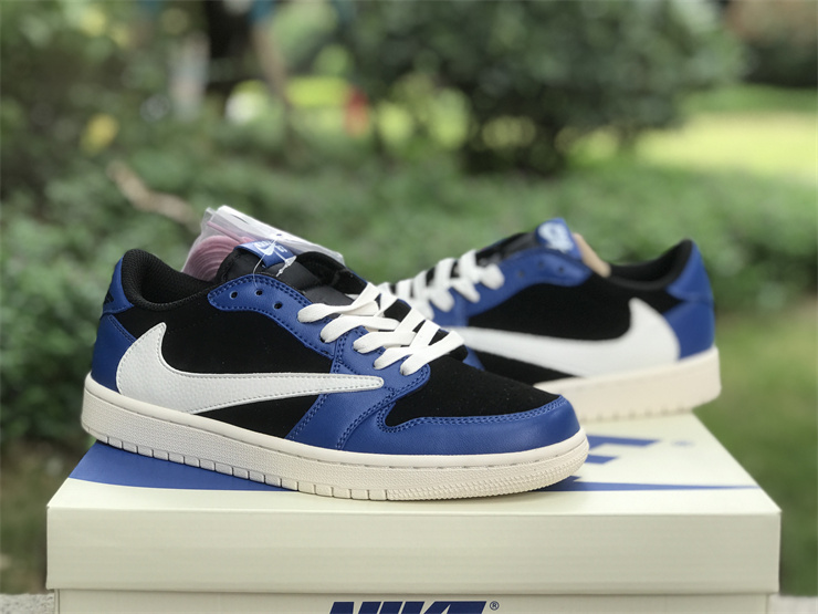 Travis Scott x Air Jordan 1 Low Black and blue reverse hook Low