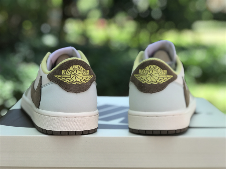 Travis Scott x Air Jordan 1 Year of the Rabbit Reverse Hook Low Top