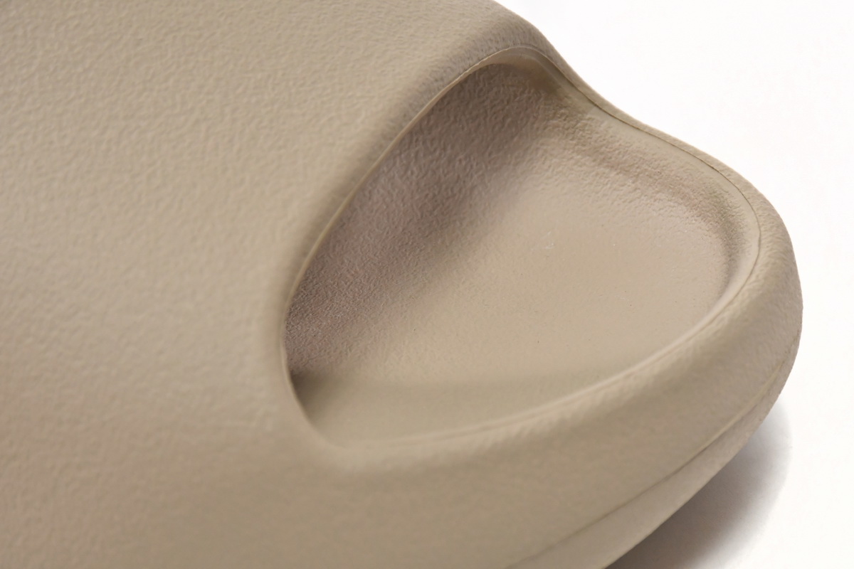 adidas Yeezy Slide Pure