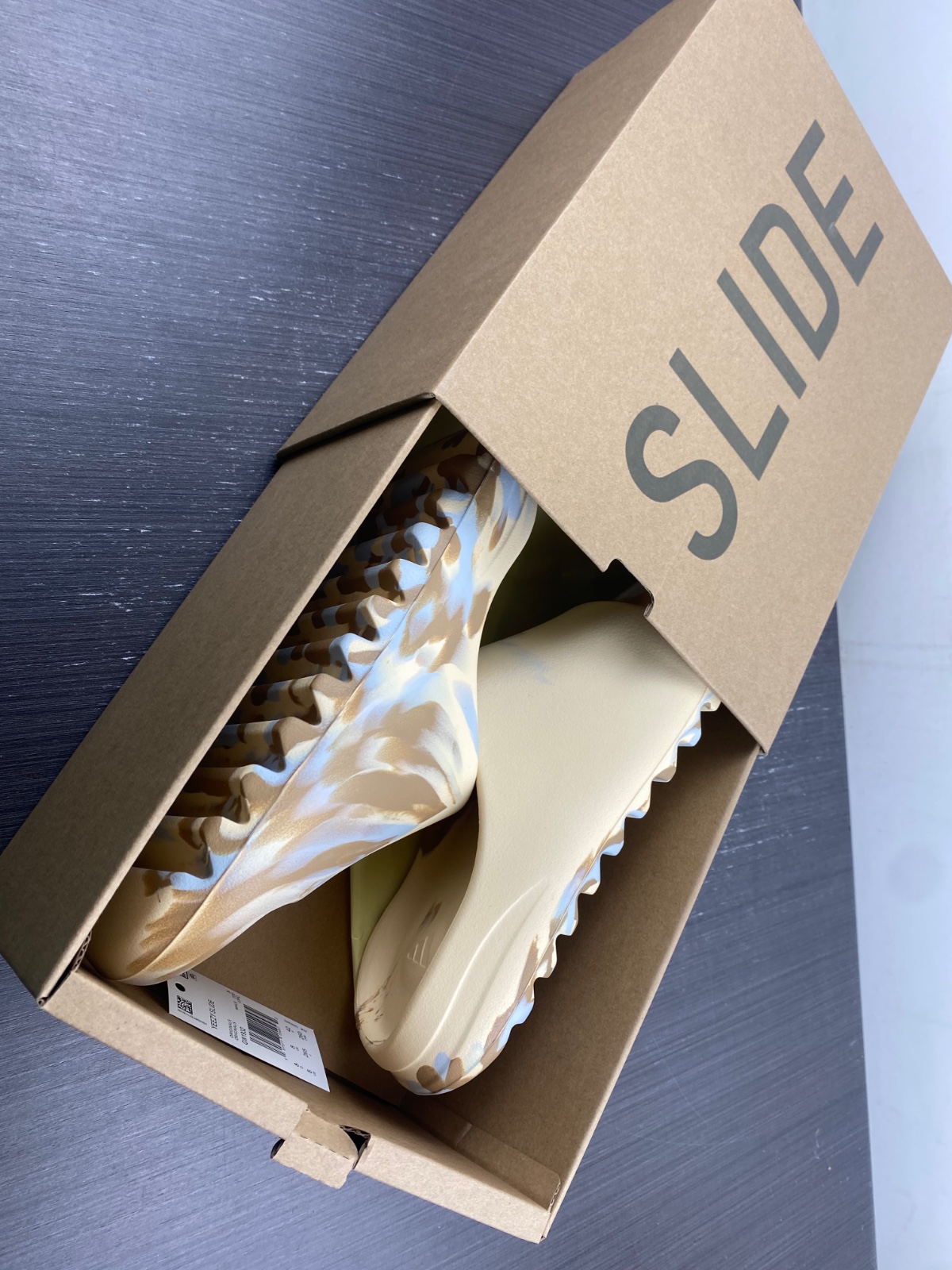 YEEZY SLIDE Yellow camo，GW1932