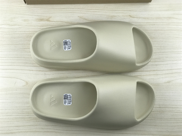 adidas originals Yeezy Slide