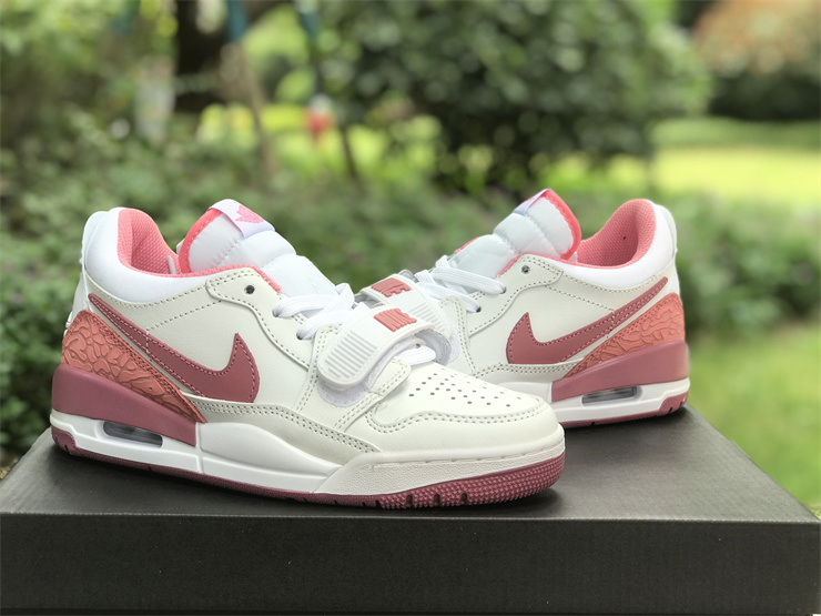 NIKE AIR JORDAN LEGACY 312 LOW 312 white powder