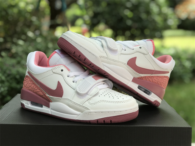 NIKE AIR JORDAN LEGACY 312 LOW 312 white powder