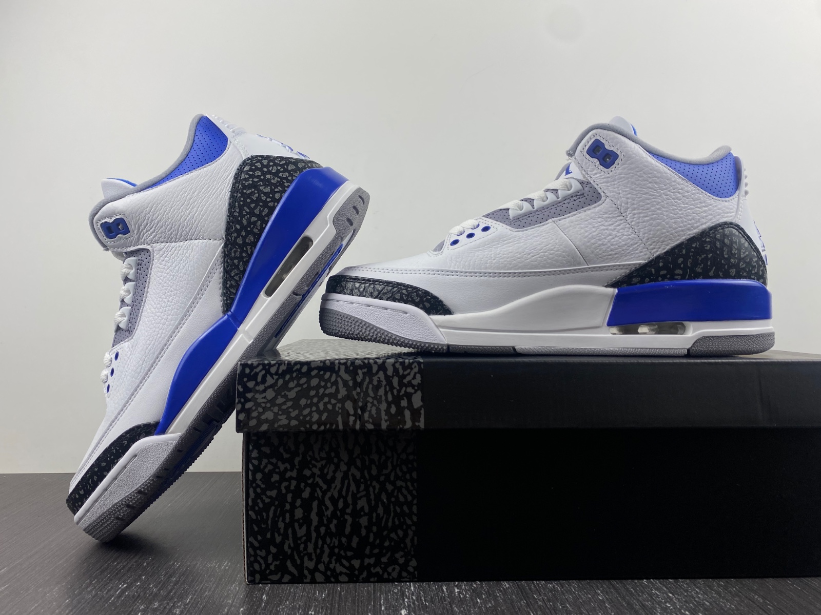 Air Jordan 3 “Racer Blue”