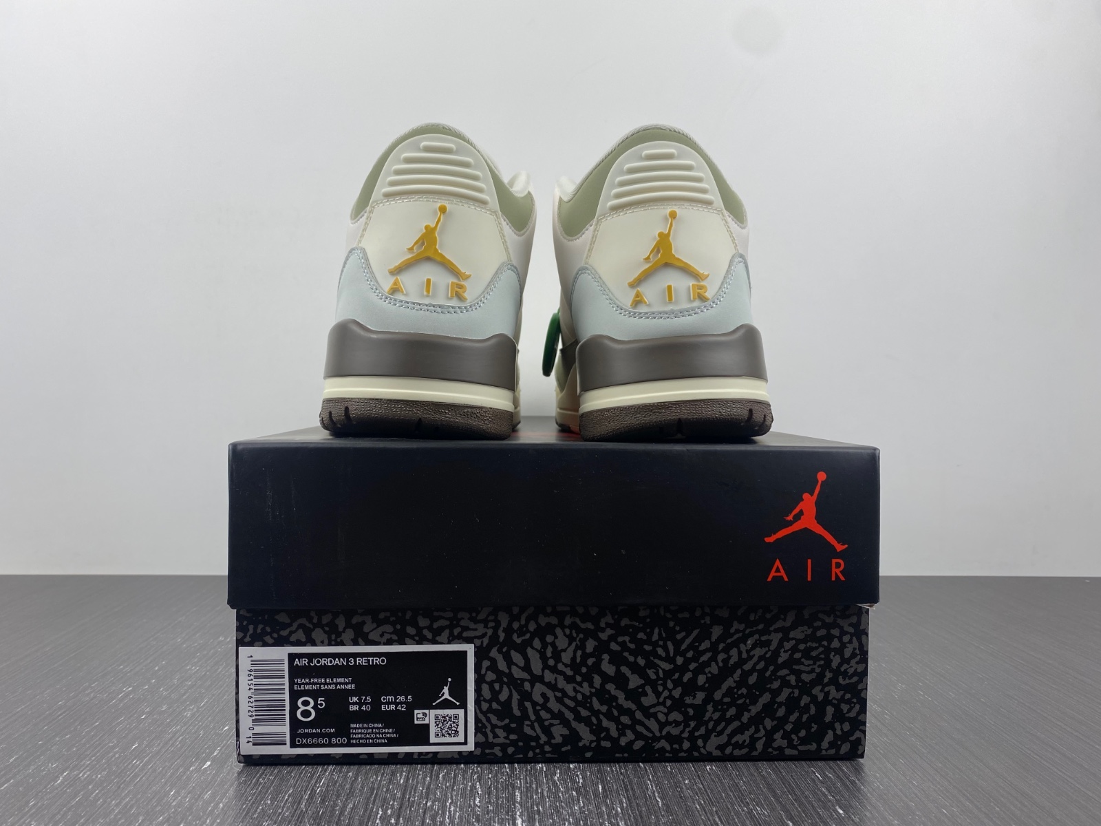 Air Jordan 3 White brown-green